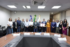 OAB-MT assina termo de cooperação técnica para ativar rede estadual de proteção a idosos