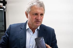 Deputado acusa senador de desmonte do PRD de MT