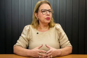 Paula diz não ser candidata e defende consenso para Mesa Diretora