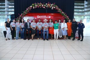 Prefeitura de Sinop implementa “Bancos Vermelhos” em conscientização ao combate à violência contra a mulher