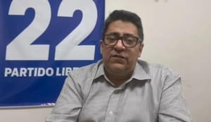 Ananias detona deputado; "quem? Esse coitado nunca vi numa mesa"