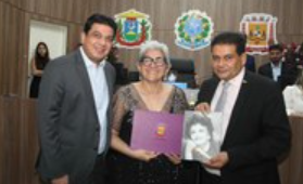 Sessão solene reúne mais de 100 mulheres homenageadas com o Título Sarita Baracat