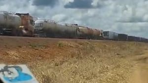 Colisão entre 5 veículos causa congestionamento em rodovia de cidade de Mato Grosso