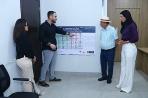 Prefeitura de Sinop inicia implementação de placas de Comunicação Aumentativa e Alternativa em prédios públicos