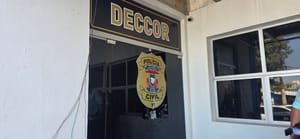 Flávia Moretti protocola denúncia na Deccor contra Wanderley Cerqueira