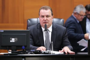 Presidente da Assembleia revela ser vítima de ataques virtuais no Instagram