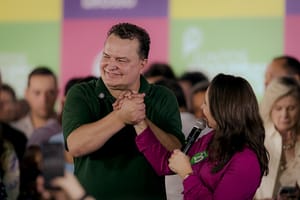 Max reúne pré-candidatos do Podemos em 2 dias de formação política