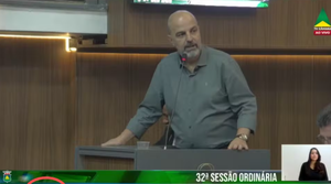 Amauri Monge nega contrato de R$ 80 milhões na Educação e chama denúncia de “ilação”