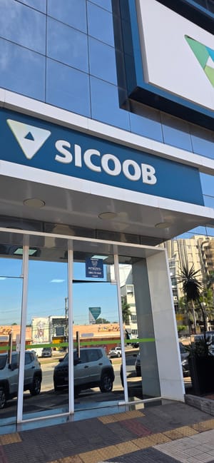 Mudança em sistema de app do Sicoob deixa clientes irritados