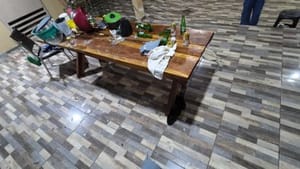 Mulher esfaqueia companheiro durante discussão e denúncia por tráfico