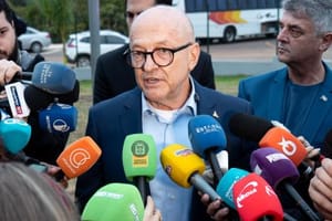 “Desprezível; e tem história cabulosa”, diz Pivetta sobre Wellington Fagundes