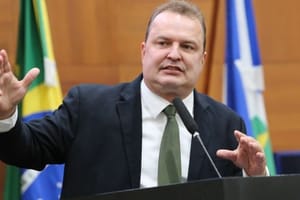 A pedido de senador, Max Russi define convenção do Podemos para 4 de agosto