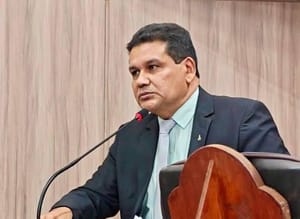 Wanderley diz que não vai pautar mensagens do executivo após ser notificado pela Justiça