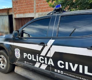 Polícia Civil deflagra operação contra grupo investigado por extorquir comerciantes