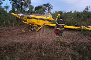 Pane elétrica provoca queda de avião agrícola em área de mata em Tangará da Serra
