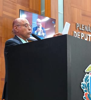 Júlio Campos defende diagnóstico precoce do câncer infantojuvenil
