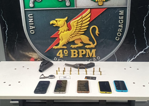 PM prende suspeito por golpes de estelionato, apreende arma de fogo e munições