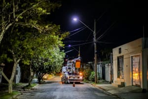 Cuiabá troca 681 pontos de iluminação por LED e garante mais segurança e economia no Santa Terezinha
