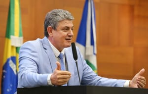 Esposa de deputado de MT diz que não vota no marido