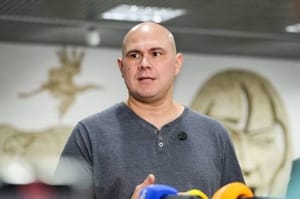 Abilio diz que não pede voto para WF se MDB, família Riva e Jayme estiverem no palanque