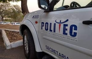 Homem morre e mulher fica ferida em batida de motocicleta e caminhão no interior de MT
