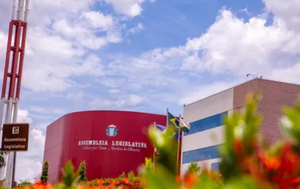 ALMT aproxima Prêmio de Jornalismo da universidade e incentiva produção acadêmica