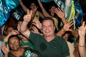 Max intensifica agenda pelo interior e recebe apoio de lideranças municipais